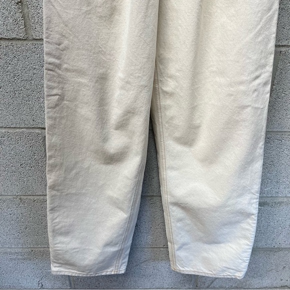 NWT ASOS Lightweight Paper Bag Jeans in White - Picture 5 of 7